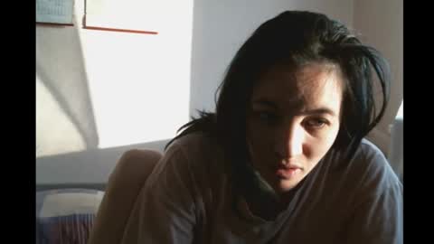 Snapshot of prettybella_7 chatting on 02-22-25, 05:02 Bella online show from 02-22-25, 05:02