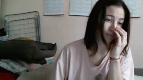 Snapshot of prettybella_7 chatting on 10-18-25, 05:10 Bella online show from 10-18-25, 05:10