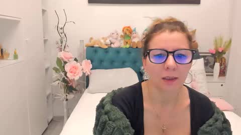 Snapshot of prettyblackeyes chatting on 03-02-26, 06:47 wilma online show from 03-02-26, 06:47