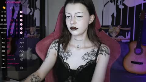 Violet online show from 12-30-24, 06:42
