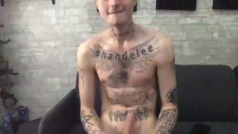 Snapshot of prettyboyszn chatting on 12-18-24, 05:26 pretty boy online show from 12-18-24, 05:26