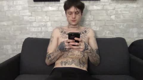 Snapshot of prettyboyszn chatting on 01-29-25, 02:19 pretty boy online show from 01-29-25, 02:19