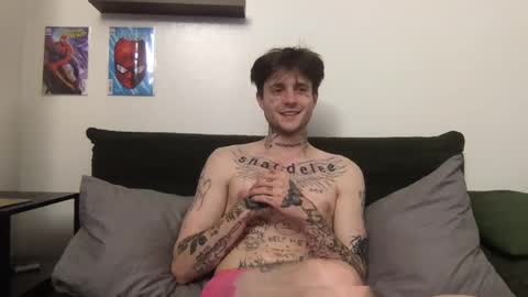 Snapshot of prettyboyszn chatting on 09-16-25, 03:51 pretty boy online show from 09-16-25, 03:51