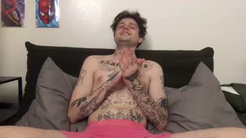 Snapshot of prettyboyszn chatting on 09-22-25, 05:31 pretty boy online show from 09-22-25, 05:31