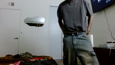 Snapshot of prettyboyszn chatting on 09-27-25, 04:50 pretty boy online show from 09-27-25, 04:50