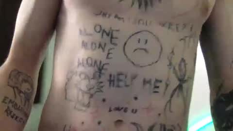 Snapshot of prettyboyszn chatting on 11-09-25, 04:00 pretty boy online show from 11-09-25, 04:00