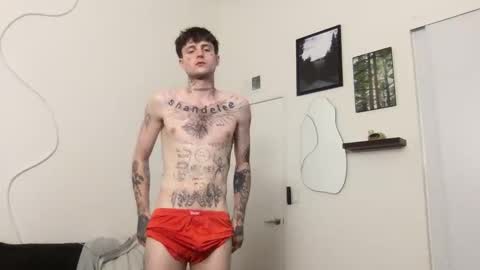 Snapshot of prettyboyszn chatting on 12-04-25, 08:45 pretty boy online show from 12-04-25, 08:45