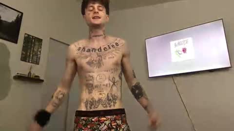 Snapshot of prettyboyszn chatting on 01-08-26, 02:03 pretty boy online show from 01-08-26, 02:03