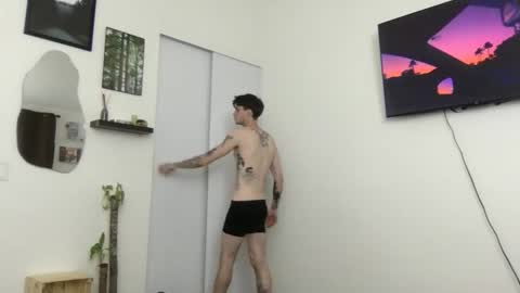 Snapshot of prettyboyszn chatting on 02-02-26, 03:38 pretty boy online show from 02-02-26, 03:38