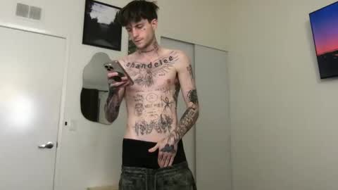 Snapshot of prettyboyszn chatting on 02-03-26, 02:21 pretty boy online show from 02-03-26, 02:21