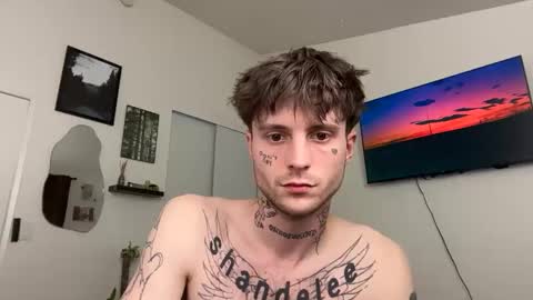 Snapshot of prettyboyszn chatting on 02-05-26, 02:38 pretty boy online show from 02-05-26, 02:38