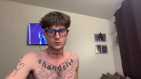 Snapshot of prettyboyszn chatting on 03-03-26, 03:56 pretty boy online show from 03-03-26, 03:56