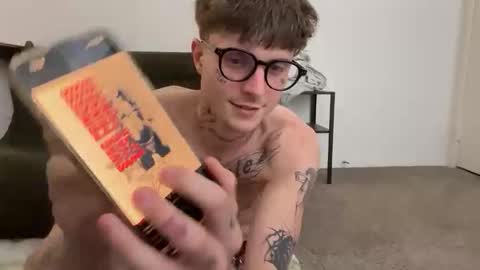 pretty boy online show from 04-01-26, 02:01