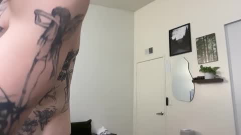 pretty boy online show from 05-24-26, 03:44
