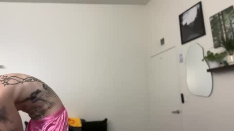 pretty boy online show from 08-02-26, 04:22
