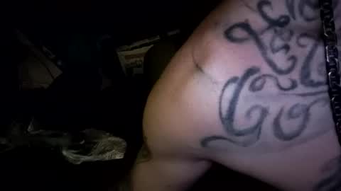 Snapshot of prettyboytatted69 chatting on 01-28-25, 03:15 Prettyslangin69 FYPM online show from 01-28-25, 03:15