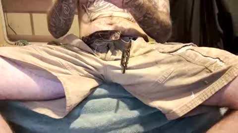 Snapshot of prettyboytatted69 chatting on 02-09-25, 08:44 Prettyslangin69 FYPM online show from 02-09-25, 08:44