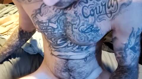 Snapshot of prettyboytatted69 chatting on 02-16-25, 09:04 Prettyslangin69 FYPM online show from 02-16-25, 09:04