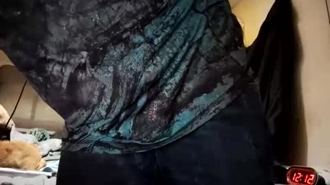 Snapshot of prettyboytatted69 chatting on 02-18-25, 07:10 Prettyslangin69 FYPM online show from 02-18-25, 07:10