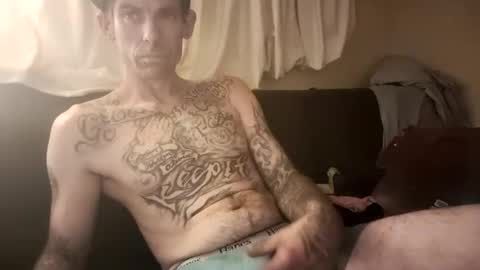 Snapshot of prettyboytatted69 chatting on 03-07-25, 09:07 Prettyslangin69 FYPM online show from 03-07-25, 09:07