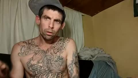 Snapshot of prettyboytatted69 chatting on 03-11-25, 06:00 Prettyslangin69 FYPM online show from 03-11-25, 06:00