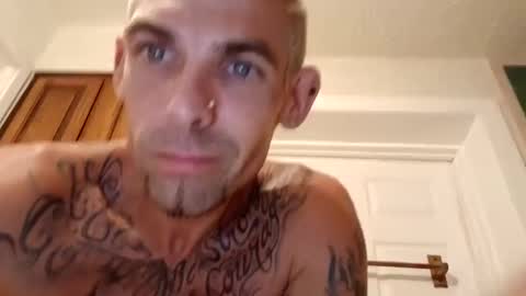 Snapshot of prettyboytatted69 chatting on 09-14-25, 01:16 Prettyslangin69 FYPM online show from 09-14-25, 01:16