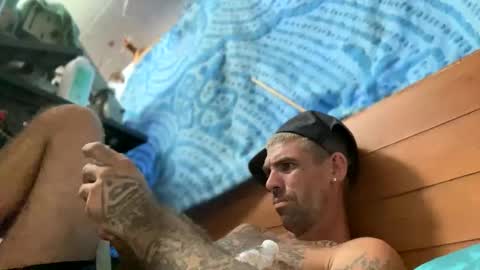 Snapshot of prettyboytatted69 chatting on 09-19-25, 12:02 Prettyslangin69 FYPM online show from 09-19-25, 12:02