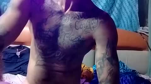 Snapshot of prettyboytatted69 chatting on 10-08-25, 02:31 Prettyslangin69 FYPM online show from 10-08-25, 02:31