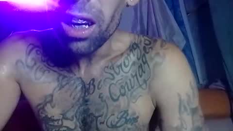 Snapshot of prettyboytatted69 chatting on 10-09-25, 03:15 Prettyslangin69 FYPM online show from 10-09-25, 03:15