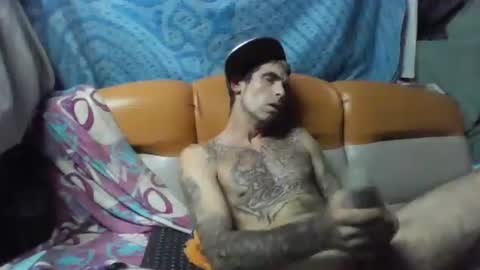 Snapshot of prettyboytatted69 chatting on 10-31-25, 10:05 Prettyslangin69 FYPM online show from 10-31-25, 10:05