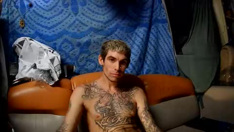 Snapshot of prettyboytatted69 chatting on 11-03-25, 11:37 Prettyslangin69 FYPM online show from 11-03-25, 11:37