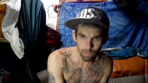 Snapshot of prettyboytatted69 chatting on 11-13-25, 09:19 Prettyslangin69 FYPM online show from 11-13-25, 09:19