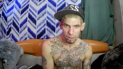 Snapshot of prettyboytatted69 chatting on 12-02-25, 10:38 Prettyslangin69 FYPM online show from 12-02-25, 10:38