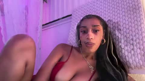 Snapshot of prettybrownbrownn chatting on 07-31-26, 06:13 kay online show from 07-31-26, 06:13
