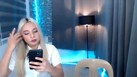 ASHLEY online show from 02-18-25, 02:59