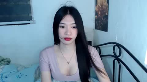 ASHLEY online show from 12-18-25, 02:23