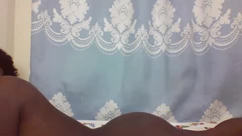 Snapshot of prettydarkskin002 chatting on 02-13-25, 05:22 SHANIA online show from 02-13-25, 05:22