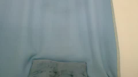 Snapshot of prettydarkskin002 chatting on 12-14-25, 05:40 SHANIA online show from 12-14-25, 05:40