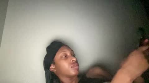 prettyfacefemale online show from 02-13-26, 07:37