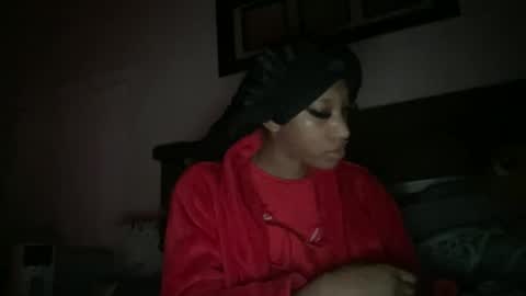 Snapshot of prettyfacefemale chatting on 05-05-26, 10:01 prettyfacefemale online show from 05-05-26, 10:01