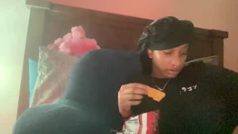 Snapshot of prettyfacefemale chatting on 05-13-26, 05:16 prettyfacefemale online show from 05-13-26, 05:16