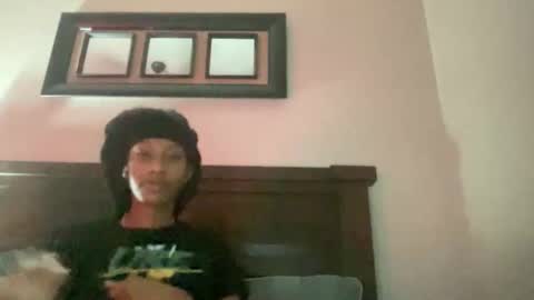 Snapshot of prettyfacefemale chatting on 05-20-26, 05:02 prettyfacefemale online show from 05-20-26, 05:02