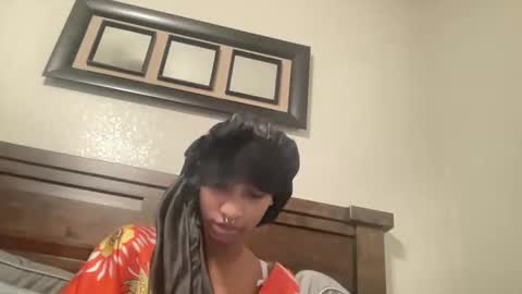 Snapshot of prettyfacefemale chatting on 06-06-26, 07:29 prettyfacefemale online show from 06-06-26, 07:29