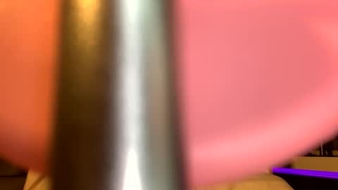 Pretty or Flacka  online show from 10-30-25, 08:16