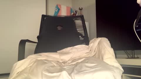 Pretty or Flacka  online show from 03-02-26, 07:15