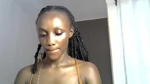 Snapshot of prettygee21 chatting on 03-03-26, 07:47 Pretty darkskin doll online show from 03-03-26, 07:47