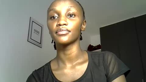 Pretty darkskin doll online show from 04-30-26, 11:38