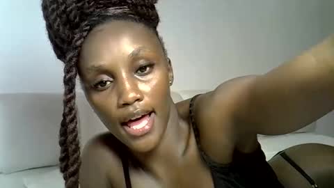 Pretty darkskin doll online show from 05-11-26, 11:27