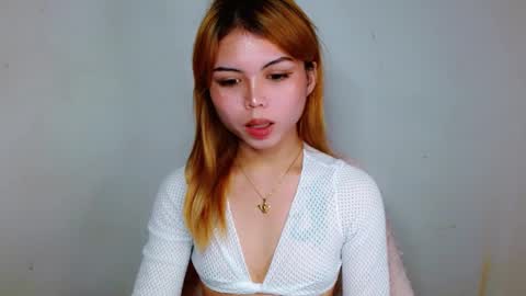 Snapshot of prettyjulian chatting on 12-07-24, 08:00 SEXY JULIA online show from 12-07-24, 08:00