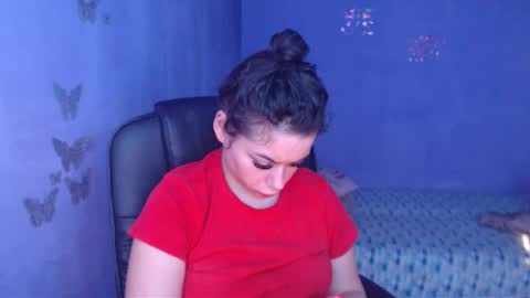 prettyjulliette online show from 02-14-25, 12:47
